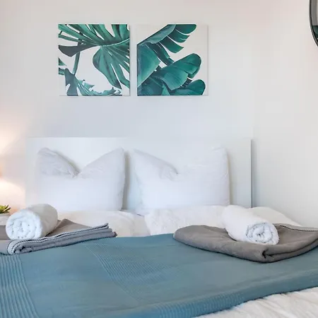 Foerdeblick - Liebevoll, Wassernah Mit Netflix Apartament